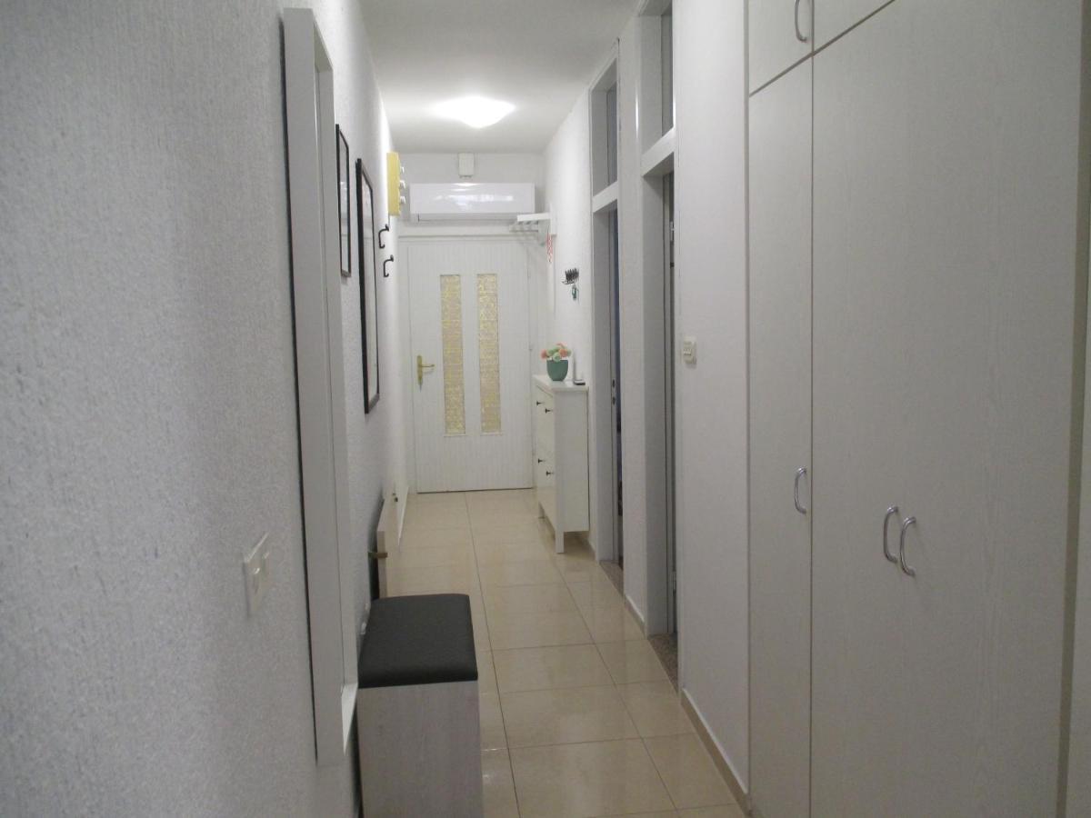 Family Apartment Romina Vrsar Exterior photo